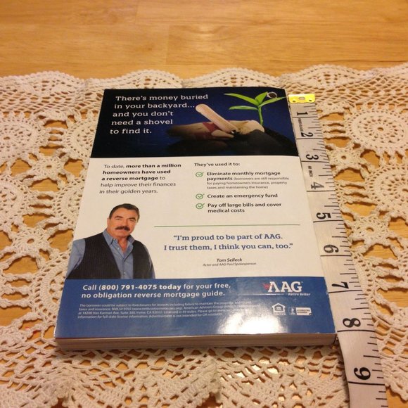 3 For $10 Book Sale! 2022 Farmer's Almanac - Picture 2 of 8